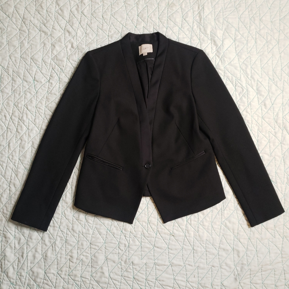 LOFT Black Tailored One-Button Blazer